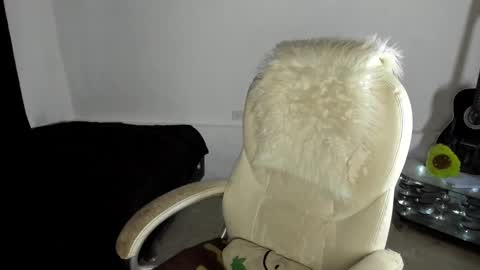 Snapshot of megan_waldman chatting on February 7, 10:52 pm Megan online show from February 7, 10:52 pm