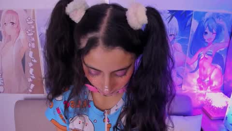 Snapshot of megan_yagami chatting on March 4, 5:42 am Megan online show from March 4, 5:42 am