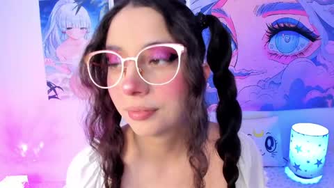 Snapshot of megan_yagami chatting on June 5, 4:52 am Megan online show from June 5, 4:52 am