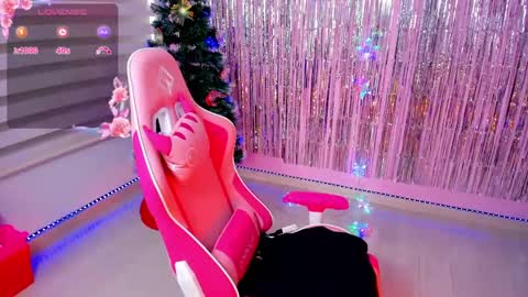 Megan online show from December 23, 7:52 pm