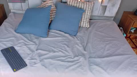 MEGAN online show from March 26, 2:50 am