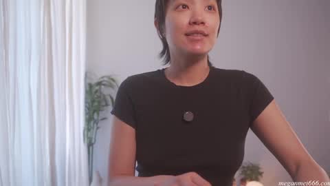 Snapshot of meganmei666 chatting on May 1, 5:28 pm for more 3 online show from May 1, 5:28 pm