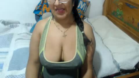 Snapshot of meganny_2023 chatting on July 5, 2:40 am Danny online show from July 5, 2:40 am