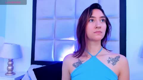 Snapshot of meganpresleyy chatting on February 25, 4:21 pm Megan Presley online show from February 25, 4:21 pm