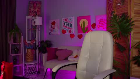 megan online show from June 2, 5:48 pm