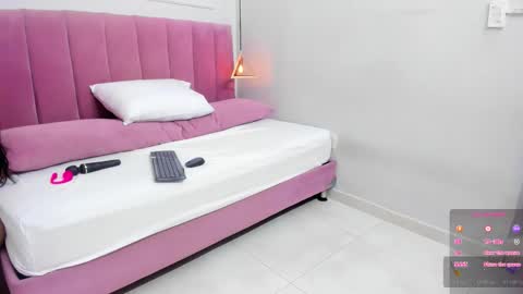 Snapshot of megansaenz_1 chatting on November 25, 7:36 pm Megan online show from November 25, 7:36 pm