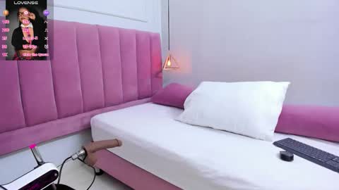 Megan  online show from February 6, 7:39 pm