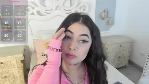 Snapshot of meganstar__ chatting on October 29, 11:45 am Megan online show from October 29, 11:45 am