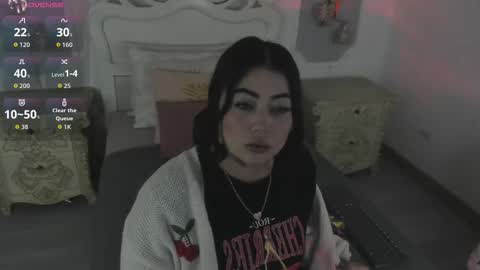 Snapshot of meganstar__ chatting on November 20, 11:43 am Megan online show from November 20, 11:43 am