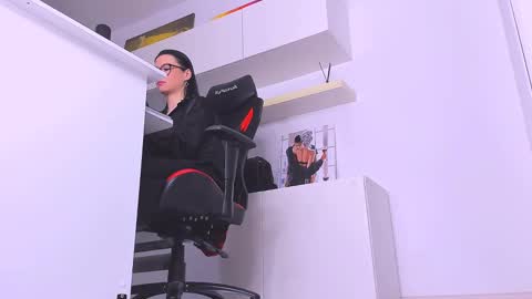 Megan online show from February 12, 10:37 pm