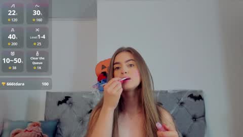 Snapshot of meganysammy chatting on October 24, 7:10 pm megansammy online show from October 24, 7:10 pm