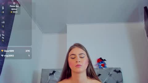 Snapshot of meganysammy chatting on October 31, 5:14 pm megansammy online show from October 31, 5:14 pm