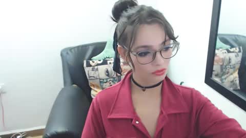 Snapshot of meghan_cherrys chatting on March 4, 5:53 am meghan online show from March 4, 5:53 am