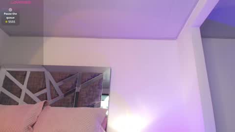 Snapshot of meghann_sweet chatting on April 30, 8:57 pm meghann_sweet online show from April 30, 8:57 pm
