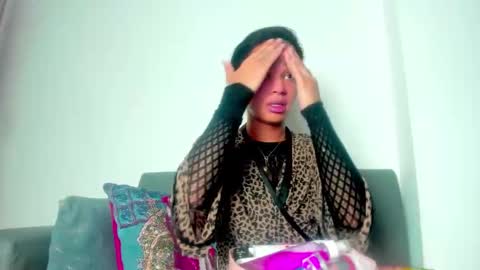 Meghan Alexandra Susex Fenty online show from December 15, 6:39 am