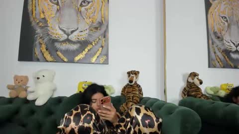 megpalmer online show from November 26, 11:55 am