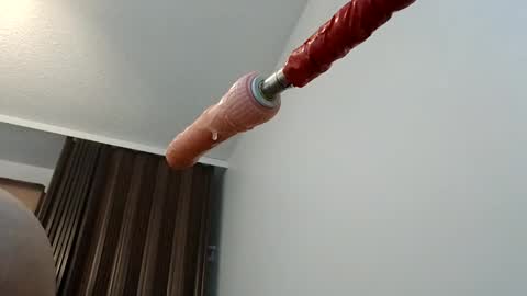 Snapshot of meheriuk68 chatting on October 2, 12:28 am meheriuk68 online show from October 2, 12:28 am