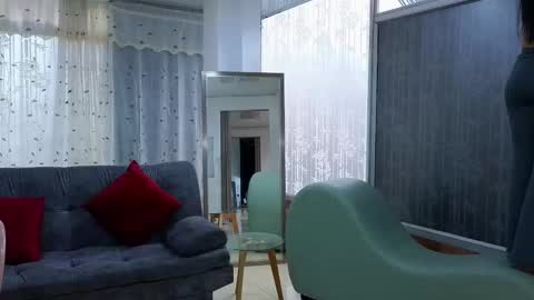 Snapshot of mei_naughtycat chatting on February 17, 7:53 pm Mei online show from February 17, 7:53 pm