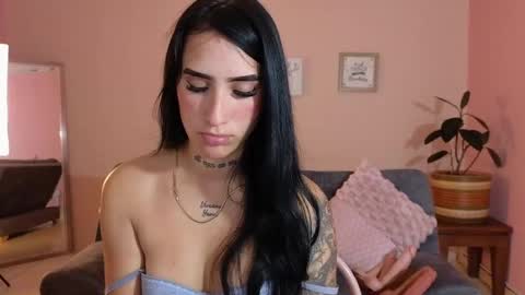 Snapshot of mei_naughtycat chatting on September 13, 11:54 am Mei online show from September 13, 11:54 am