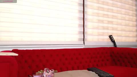 meilybarbie online show from January 17, 12:43 pm