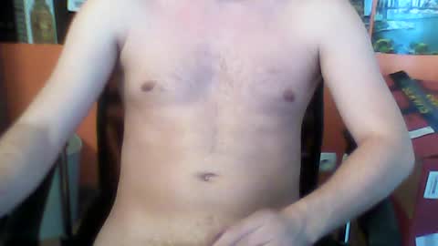 Snapshot of meks5544 chatting on June 21, 12:08 pm meks5544 online show from June 21, 12:08 pm