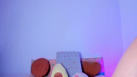 Snapshot of mel_18_ chatting on January 16, 8:57 pm A N D R E A online show from January 16, 8:57 pm