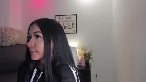 Snapshot of melan_owen chatting on January 14, 10:54 am melan_owen online show from January 14, 10:54 am