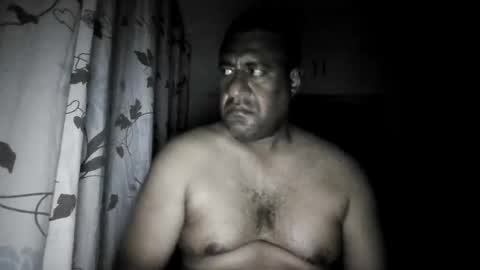 IslandBoy online show from November 25, 2:06 pm