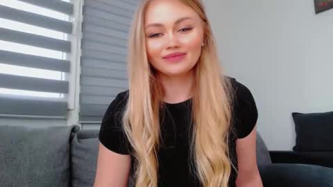 Melania online show from March 24, 11:15 am