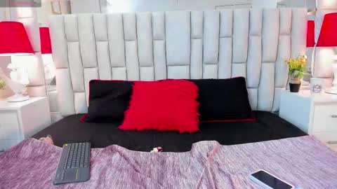 Snapshot of melani_hom chatting on September 17, 12:40 pm melani hom online show from September 17, 12:40 pm