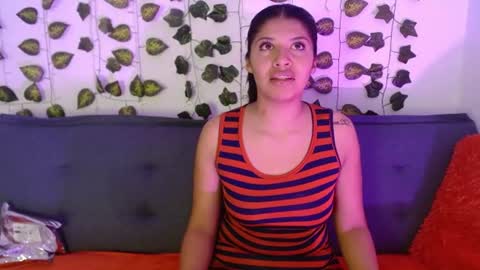 Snapshot of melanie_18_ chatting on June 12, 10:41 pm melanie online show from June 12, 10:41 pm