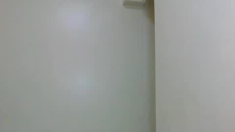 Snapshot of melanie_bae1 chatting on June 25, 5:28 pm melanie_bae1 online show from June 25, 5:28 pm
