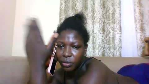 Snapshot of melanie_bae1 chatting on July 16, 5:24 am melanie_bae1 online show from July 16, 5:24 am