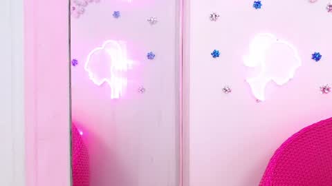 Melanie online show from December 30, 6:53 am