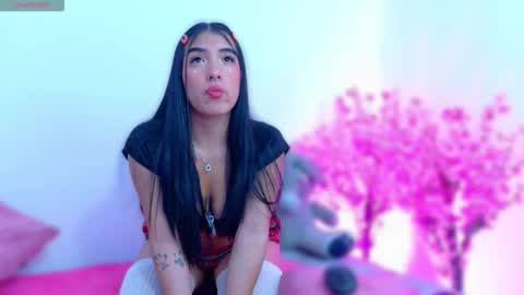 Melanie online show from February 10, 10:36 pm