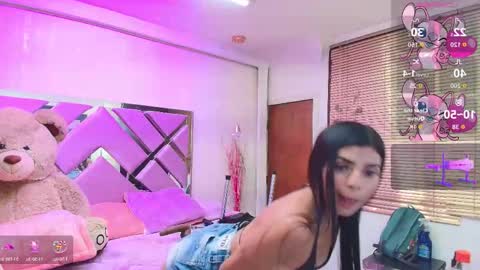melanie_castillo online show from October 20, 7:47 pm