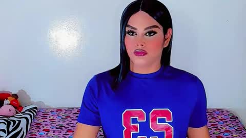 Snapshot of melanie_dolls chatting on November 16, 12:11 pm melanie_dolls online show from November 16, 12:11 pm