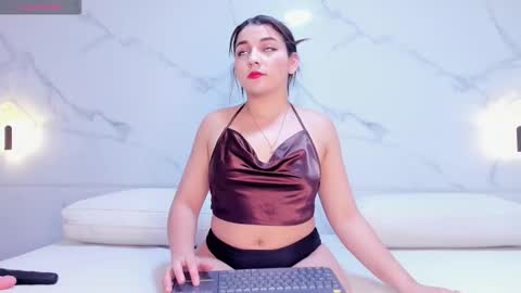 Snapshot of melanie_harl chatting on March 2, 6:59 pm Melanie online show from March 2, 6:59 pm