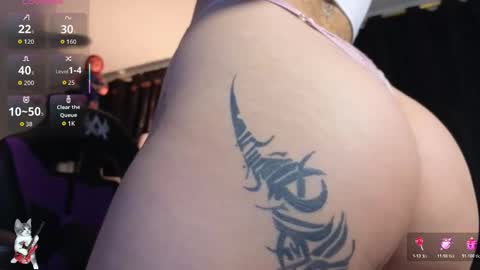 Mel online show from November 12, 1:28 am