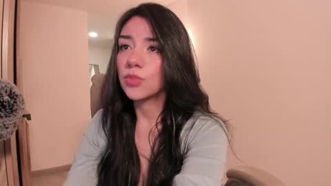 Melanie online show from January 8, 2:25 am