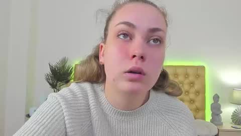 Melania online show from April 15, 5:36 am