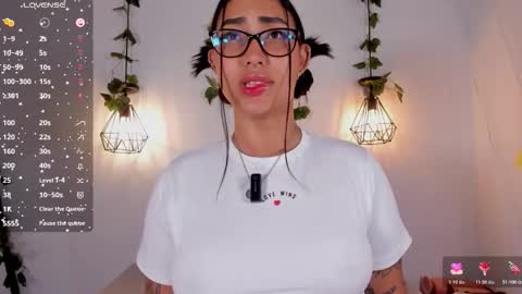 Melanie online show from March 3, 2:50 am