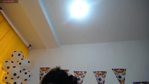 Melanie Parker online show from June 15, 1:02 pm