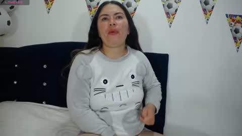Melanie Parker online show from July 1, 1:18 am