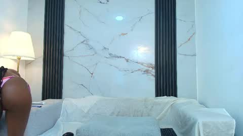 Melanie online show from March 31, 8:31 pm