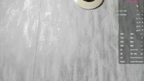 Snapshot of melanierioss_ chatting on June 28, 12:55 pm online show from June 28, 12:55 pm