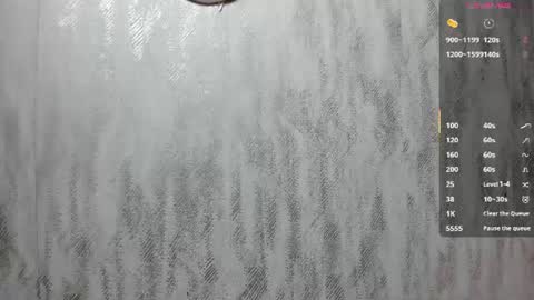 Snapshot of melanierioss_ chatting on July 15, 12:21 pm online show from July 15, 12:21 pm