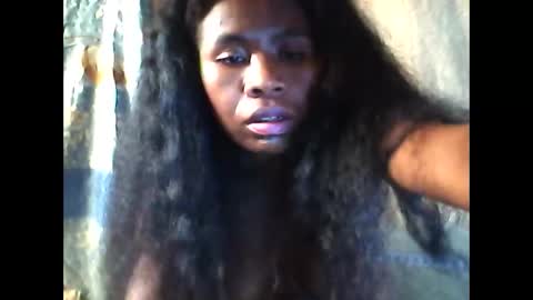 melanih online show from March 11, 1:12 pm