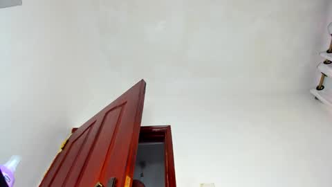 zoey online show from March 30, 10:16 am