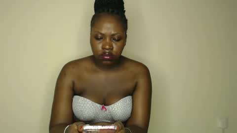 Snapshot of melaningoddess30 chatting on February 23, 5:12 am melaningoddess30 online show from February 23, 5:12 am